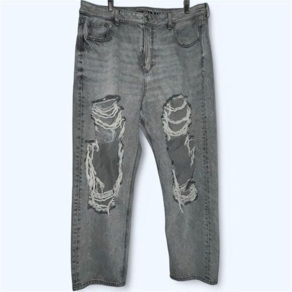 American Eagle MOM STRAIGHT Jeans - Size 16 Short Gray Wash DESTROYED distressed